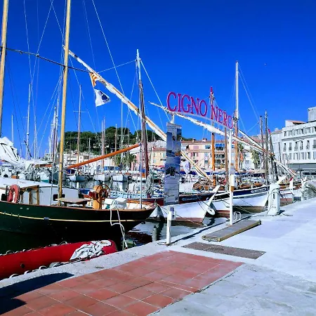 Lägenhet Port *